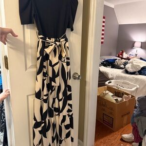 SHEIN Black and White Patterned Skirt